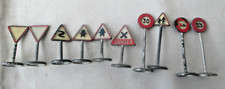 DINKY TOYS PANNEAUX DE SIGNALISATION