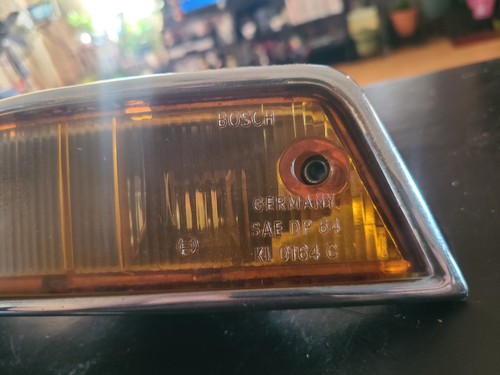 Porscshe 912 911 Left Driver Turn Signal Housing Right Lens 90163140102 - Picture 3 of 7