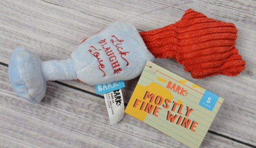 Bark Box Mostly Fine Wine Dog Toy Squeaker Crinkle Small S 0-20 Lbs NWT - Picture 3 of 9