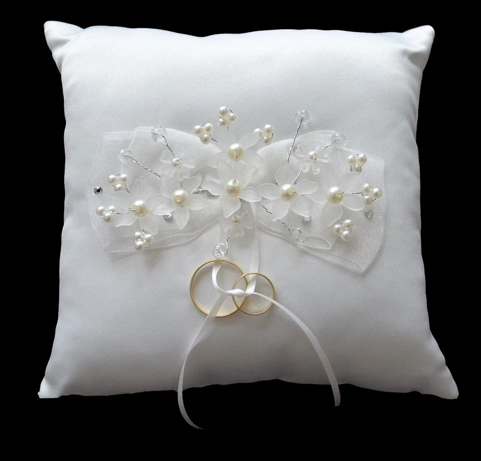 Ringkissen ivory für Eheringe Etui zum Brautkleid Kopfschmuck Stola Schleier neu - Bild 2 von 3