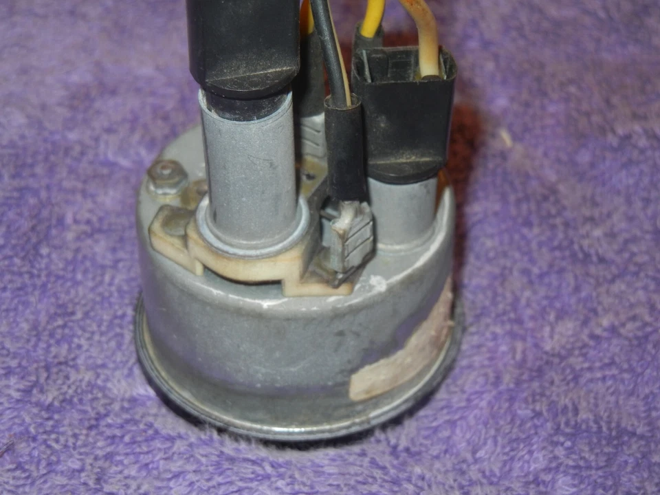 Fiat 124 Spider 1800 1978 medidor de combustible con cableado Z1 Foto 3 de 4