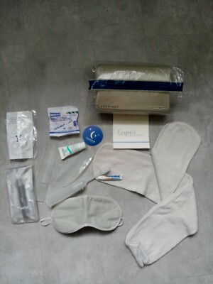 Trousse de toilette exclusive Airbus en rPET