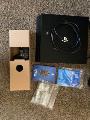 Sony PlayStation 4 500GB Gaming Console - Black (CUH-1001A) Brand New 