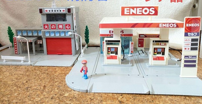 Tomica Town discontinued rare gas station ENEOS and fire station set Japan