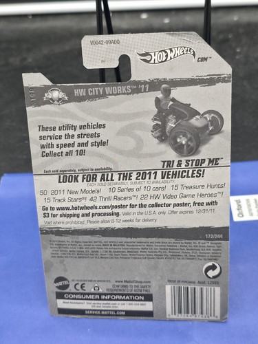 Hot Wheels HW City Works '11 2/10 (2010) Red Tri & Stop Me Toy Car 172/244 - Picture 2 of 2
