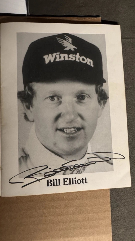 Legends Autographs NASCAR Programs 90-91 Allison, Elliott, Moody, Owens, Petty. - Imagem 4 de 4
