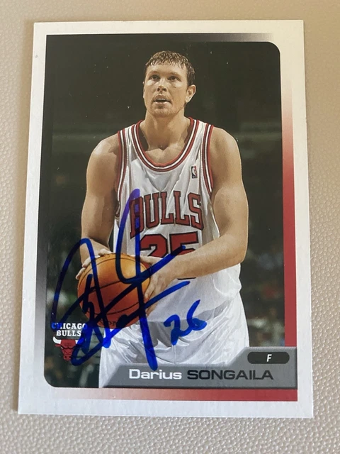 DARIUS SONGAILA signed basketball card CHICAGO BULLS autograph
