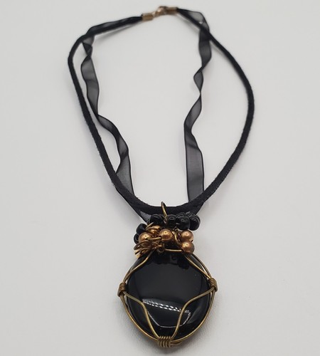 VTG Onyx Necklace 16in Gold Tone Wire Wrapped Beaded Ribbon Cord Choker - Picture 11 of 11