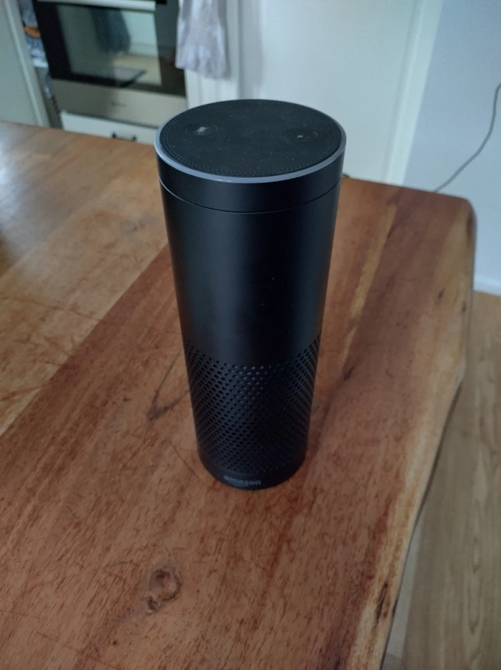 Amazon Alexa Echo 1. Generation Lautsprecher schwarz - Bild 2 von 4