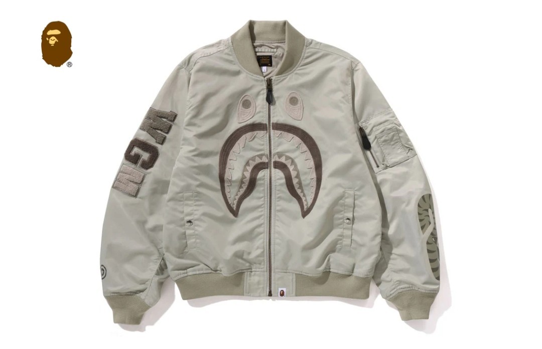 A BATHING APE Men's TONAL CHAIN STITCH SHARK BOMBER JACKET 1L80