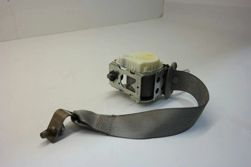 2012 Chevrolet Impala RH Right Rear Passenger Seat Belt Retractor  Foto 2 de 4