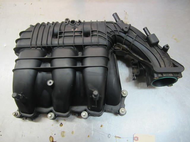 24R202 Intake Manifold 2010 Ford Escape 3.0L 9L8E9424DB | eBay