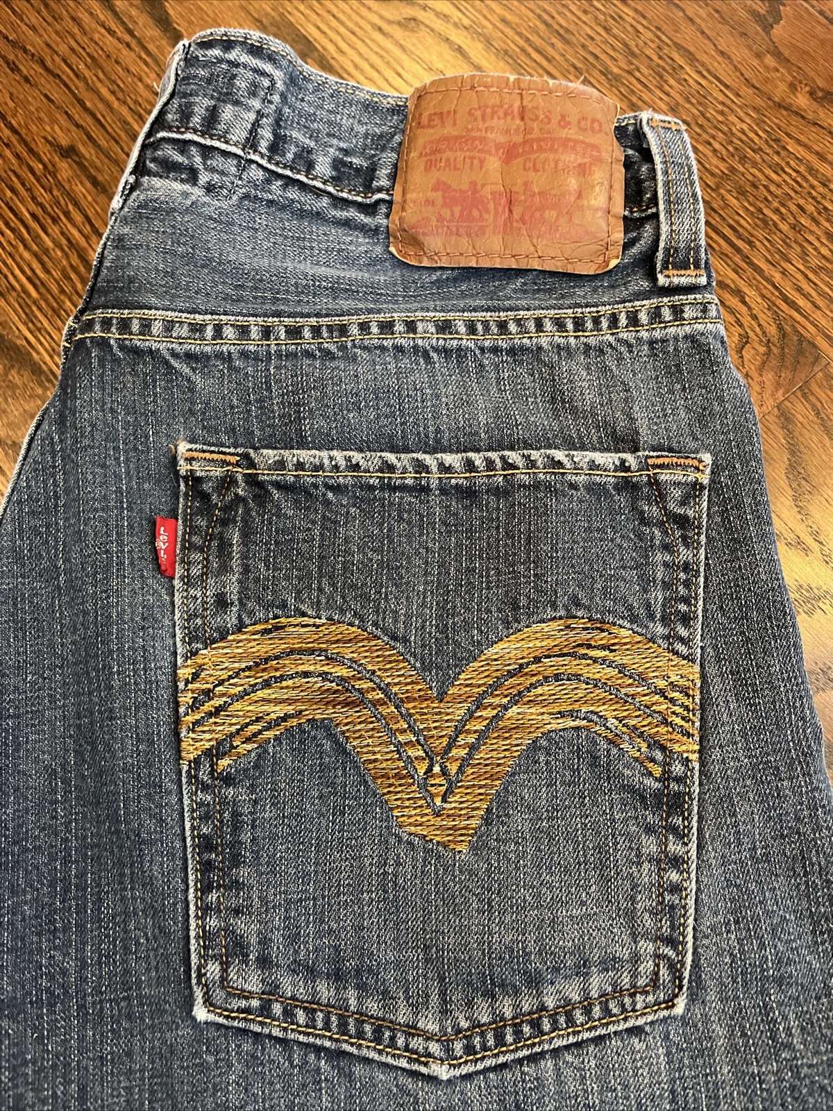 LEVI'S Men's 569 Vintage 32 x 30 Relaxed Straight Classic Jeans - View 2