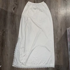 Vintage Val Mode Nylon & Lace Trim Maxi Half Slip Side Slit Size M Silky Blush