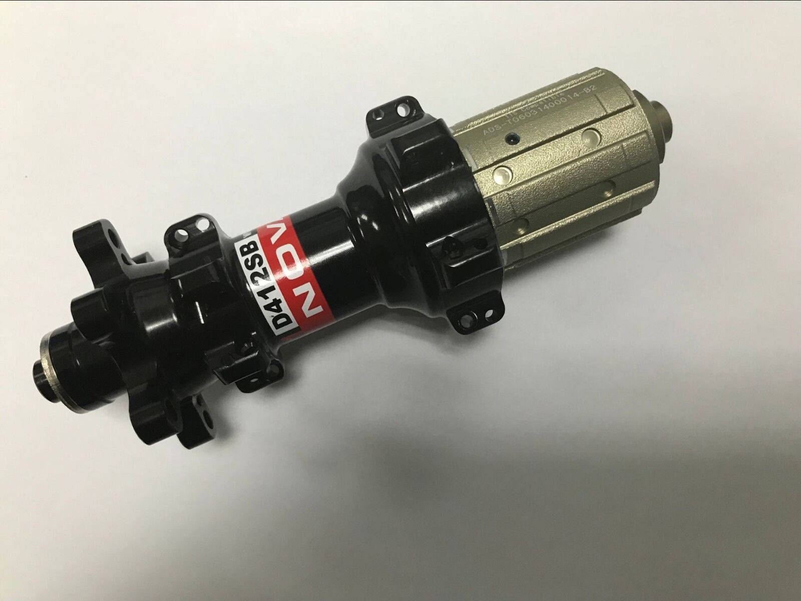 Novatec D411/412SB Center Lock/6 Bolt Disc Brake Hubs Road Bike 24H Thru Alex