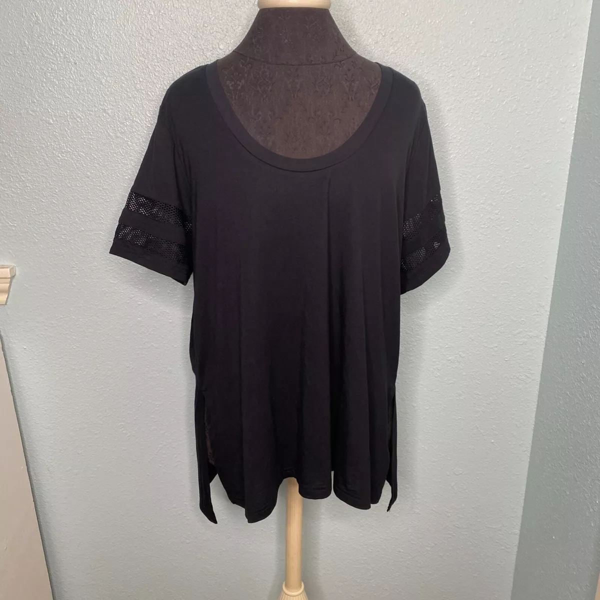 BCG Women Plus Size 1X Black Short Sleeve Activewear Athletic