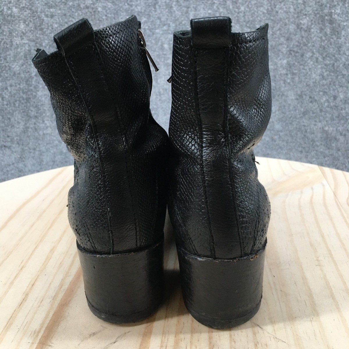 Felmini Boots Womens 39 Ankle Bootie Black Snakeskin Print Felmini Boots Womens 39 Ankle Bootie Black Snakeskin Print