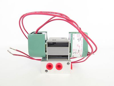 Asco 8340A5 Red Hat Direct Acting Solenoid Valve 0-150 PSI 4-Way Assembly