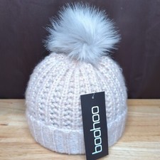 Boohoo Women's Cable Knit Beanie Faux Fur Pom Hat NWT Pink