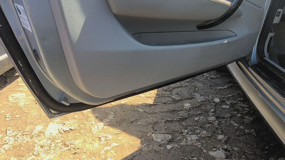 10 BMW 128I Front Door Left (NO SHIPPING) Foto 2 de 3