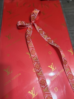 Luxury Floral Wrapping Set   10 Print Sheets + 5 Yards Ribbon 
