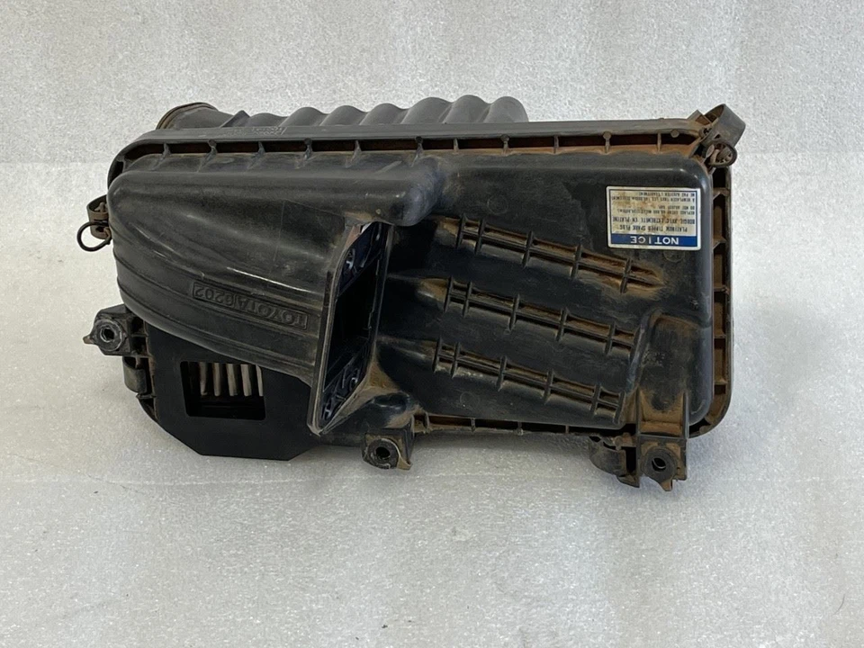 1991 LEXUS ES250 ВОЗДУХООЧИСТИТЕЛЬ КОРОБКА ФИЛЬТР КОРПУС 22020-62020 17700-62020 - Изображение 2 из 3