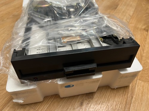 NOS! QUMETRAK 242 8inch floppy drive in the original packaging 8" Qume - Afbeelding 4 van 13