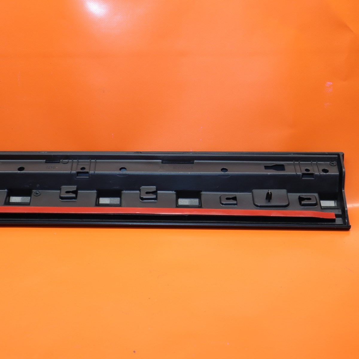 Maserati Levante 2017-2020 Front Left Body molding P/N 670035236
