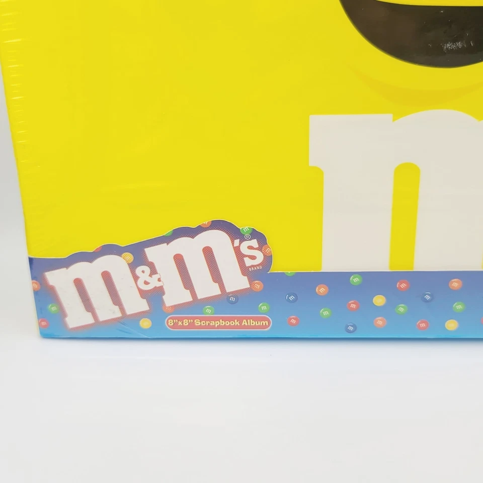 *NEW*  m&m's  8"×8" Scrapbook Album Yellow Chocolate - 20 Pages Spine Spacers - Image 4 of 4