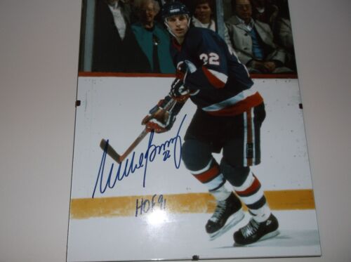 MIKE BOSSY NEW YORK ISLANDERS SIGNED 8 X 10 GLOSSY PHOTO