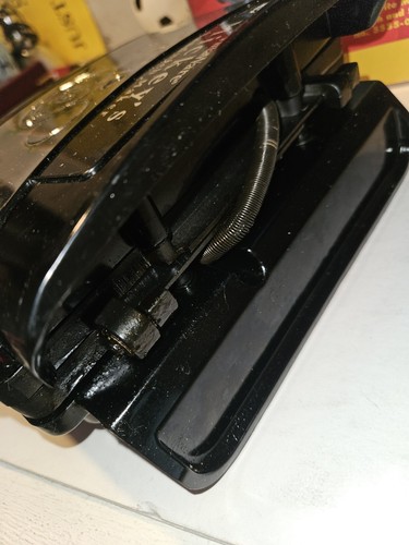 Mickey Mouse Sandwich Maker - Picture 9 of 11