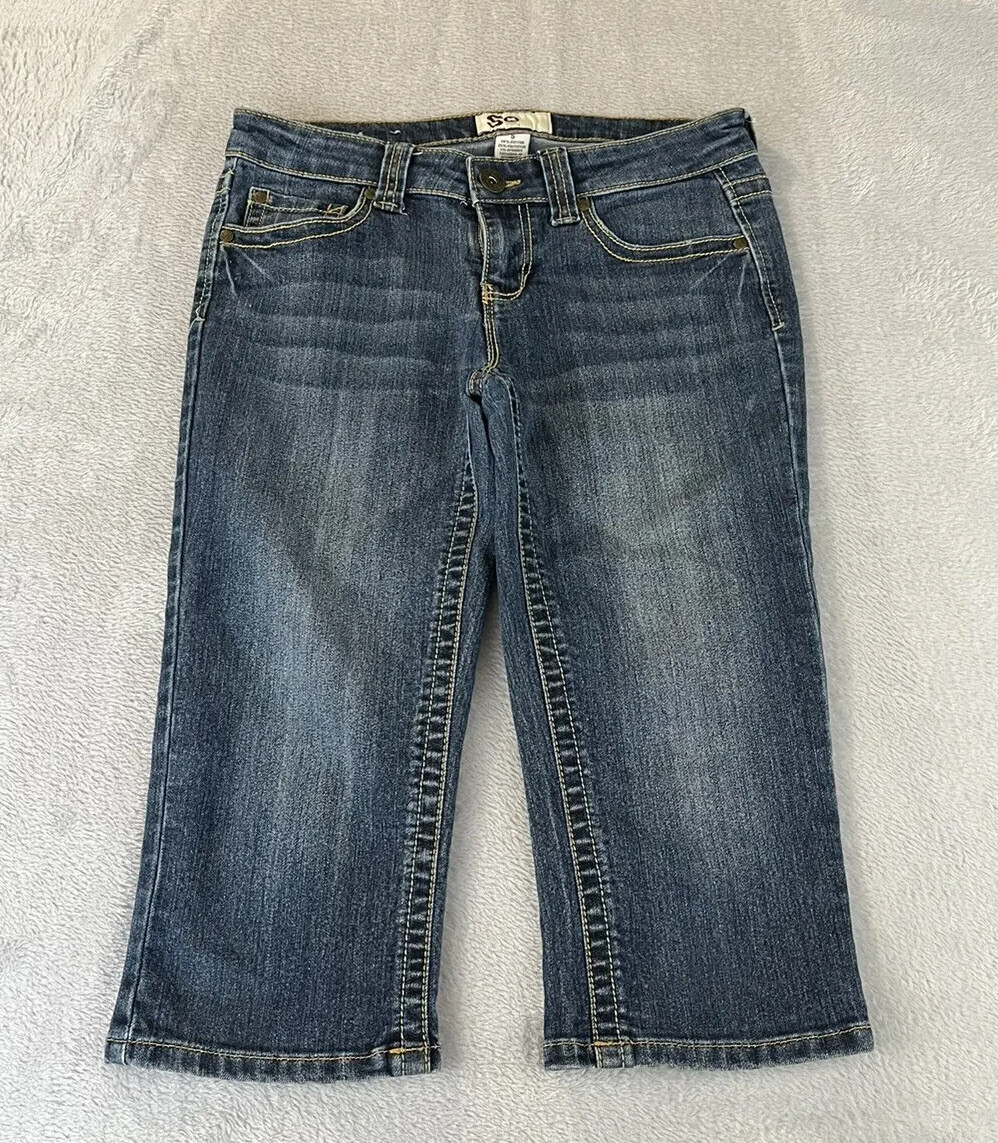So Juniors blue jean capris size