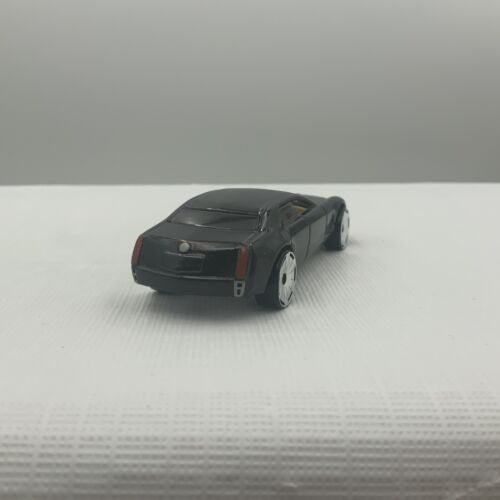 Vintage Hot Wheels Cadillac V-16 Concept Metalflake Black Die Cast - Picture 2 of 6