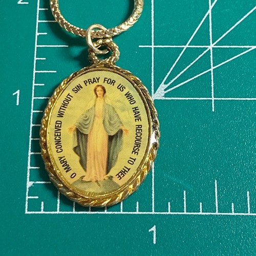 Collar Vintage Virgen O María Oración Sagrado Corazón Chapado en Oro Medalla Católica 24" - Imagen 8 de 8