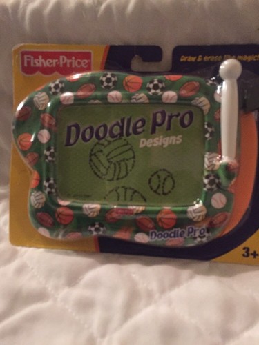 FISHER PRICE DOODLE PRO DESIGN MAGNETIC DRAWING SCREEN PORTABLE - Sports - Picture 1 of 10