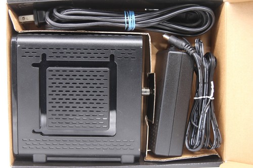Motorola SURFboard ArrisCable Modem DOCSIS 3.0 SB6121 - Foto 2 di 7