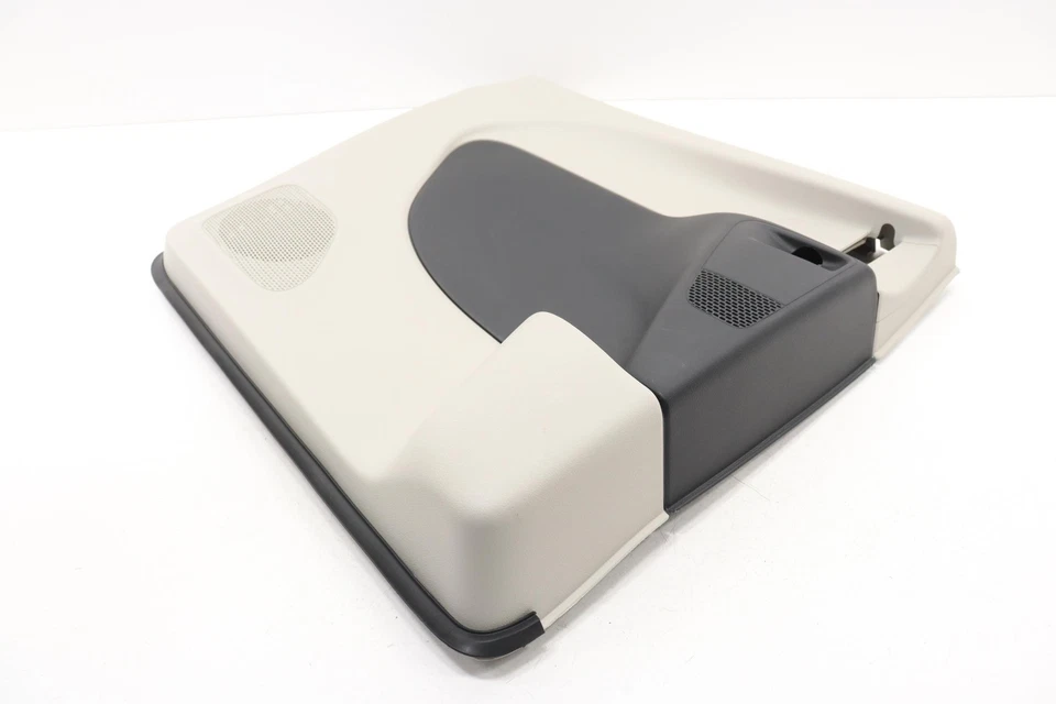 2017 - 2024 CHRYSLER PACIFICA REAR LEFT DOOR TRIM PANEL OEM 5RP652D2AH GRAY_H7XP - Image 4 of 4