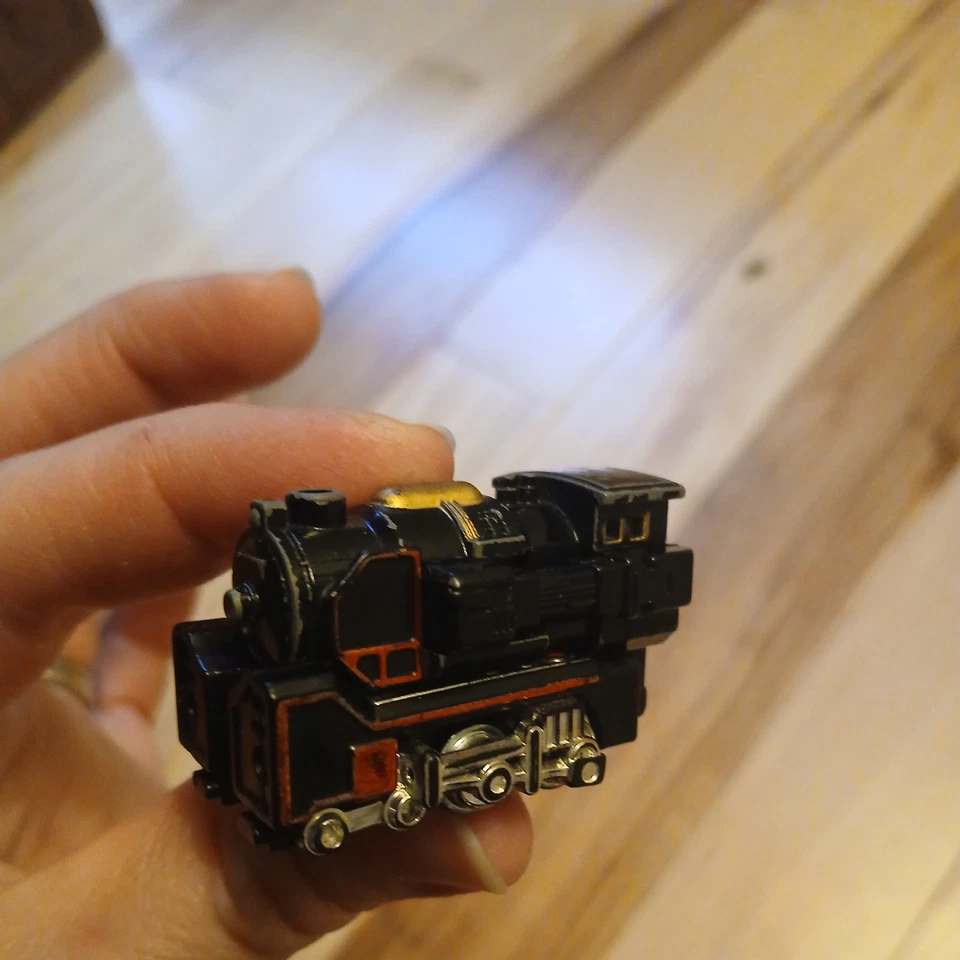 Vintage 1983 Tonka Go Bots Loco Train Action Figure Transforming Robot Toy Japan - Image 3 of 4