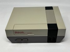Nintendo NES Console NES-001 Powers On Blinking Light Please Read Description