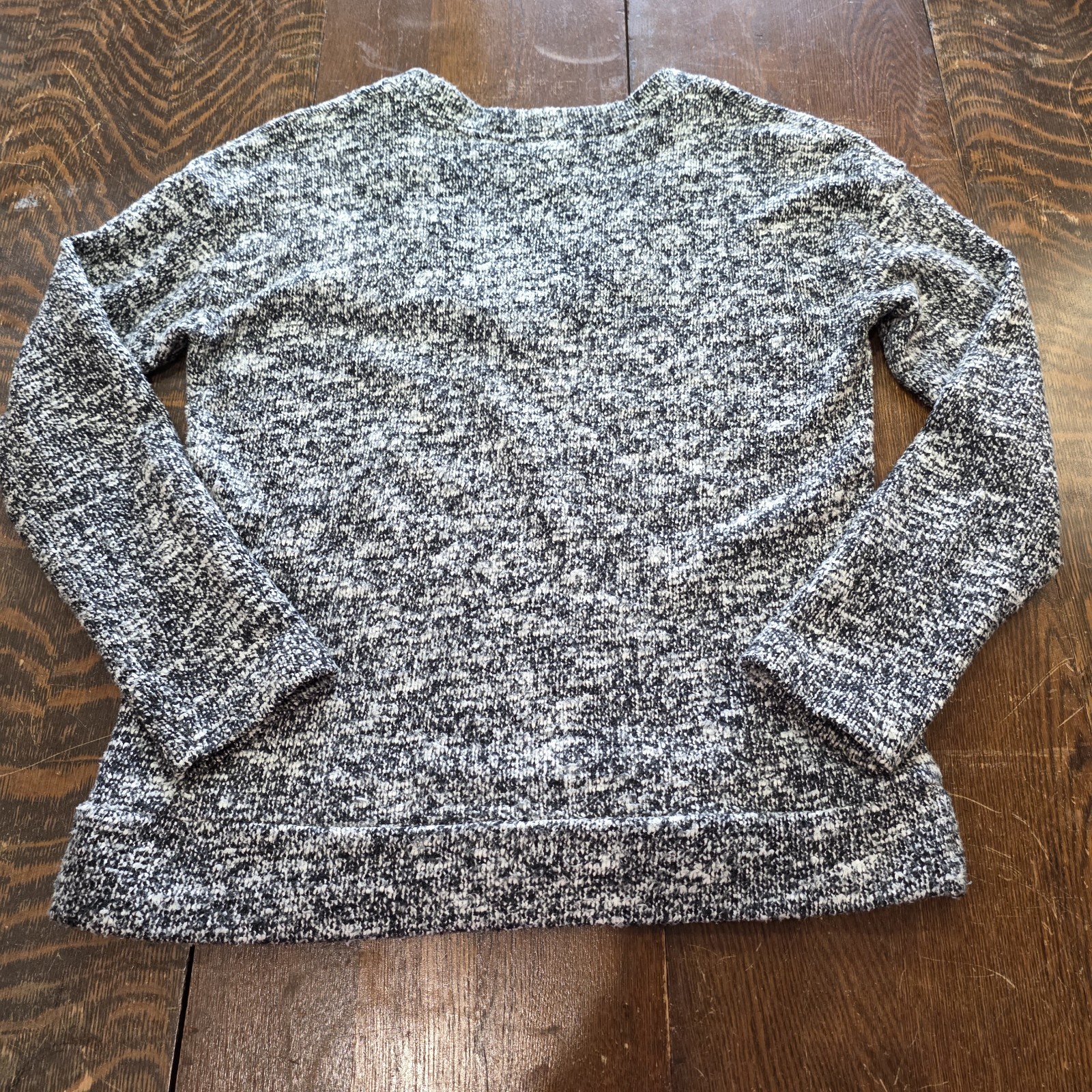 Zara W/B Collection V-neck long sleeve sweater rhinestone embellishments M thumbnail 6