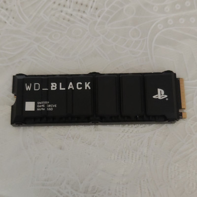 WD_BLACK SN850P 1TB NVMe M.2 Interne SSD mit Kühlkörper, kompatibel PS5