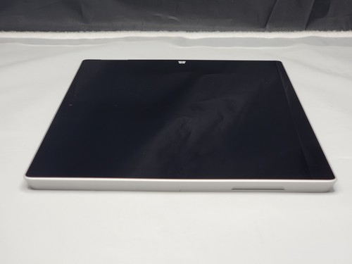 Microsoft Surface 3 1645 12" Tablet Atom x7 Z8700 1.6GHz 2GB 64GB Windows 8.1 - Picture 9 of 15