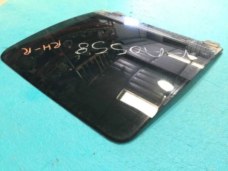 Vidrio de privacidad puerta trasera derecha Ford F250 F350 Super Duty 01 fabricante de equipos originales  Foto 2 de 4