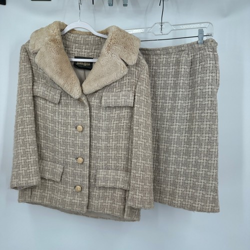 Tuta donna Neiman Marcus vintage anni 60 gonna tweed taglia L collo pelliccia sintetica old money - Foto 1 di 12
