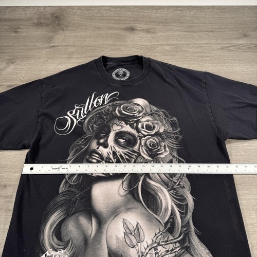 Camisa Sullen Art Collective Para Hombres XL Rosa Calavera Tatuaje Steve Soto Gráfico Camiseta - Imagen 4 de 7