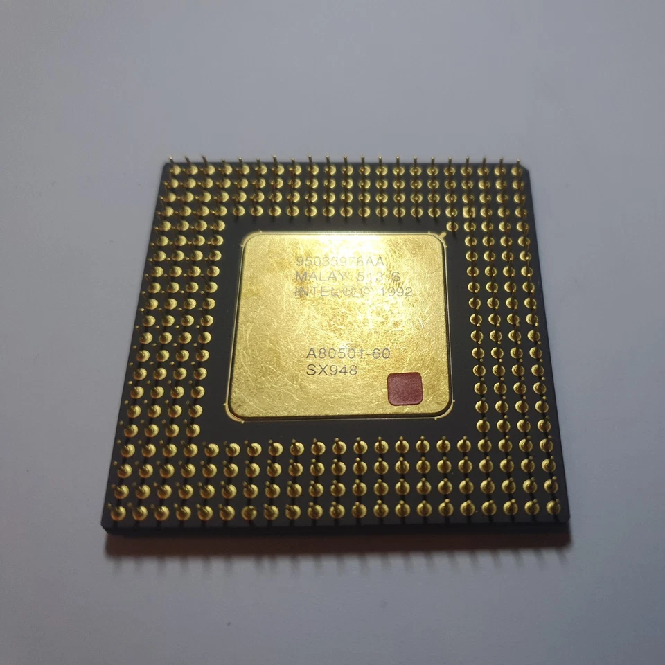 Intel Pentium 1992 - A80501-60 SX948 CPU / Processor - Image 4 of 4