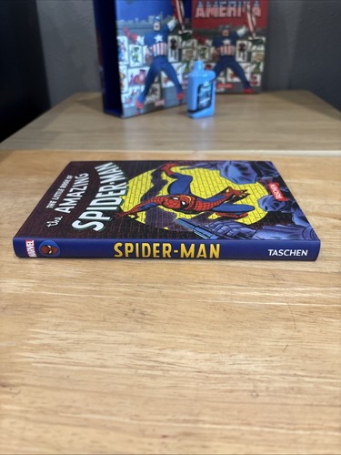 The Little Book of Iron Man, Captain America, Spiderman Taschen Series Bundle - Picture 9 of 24