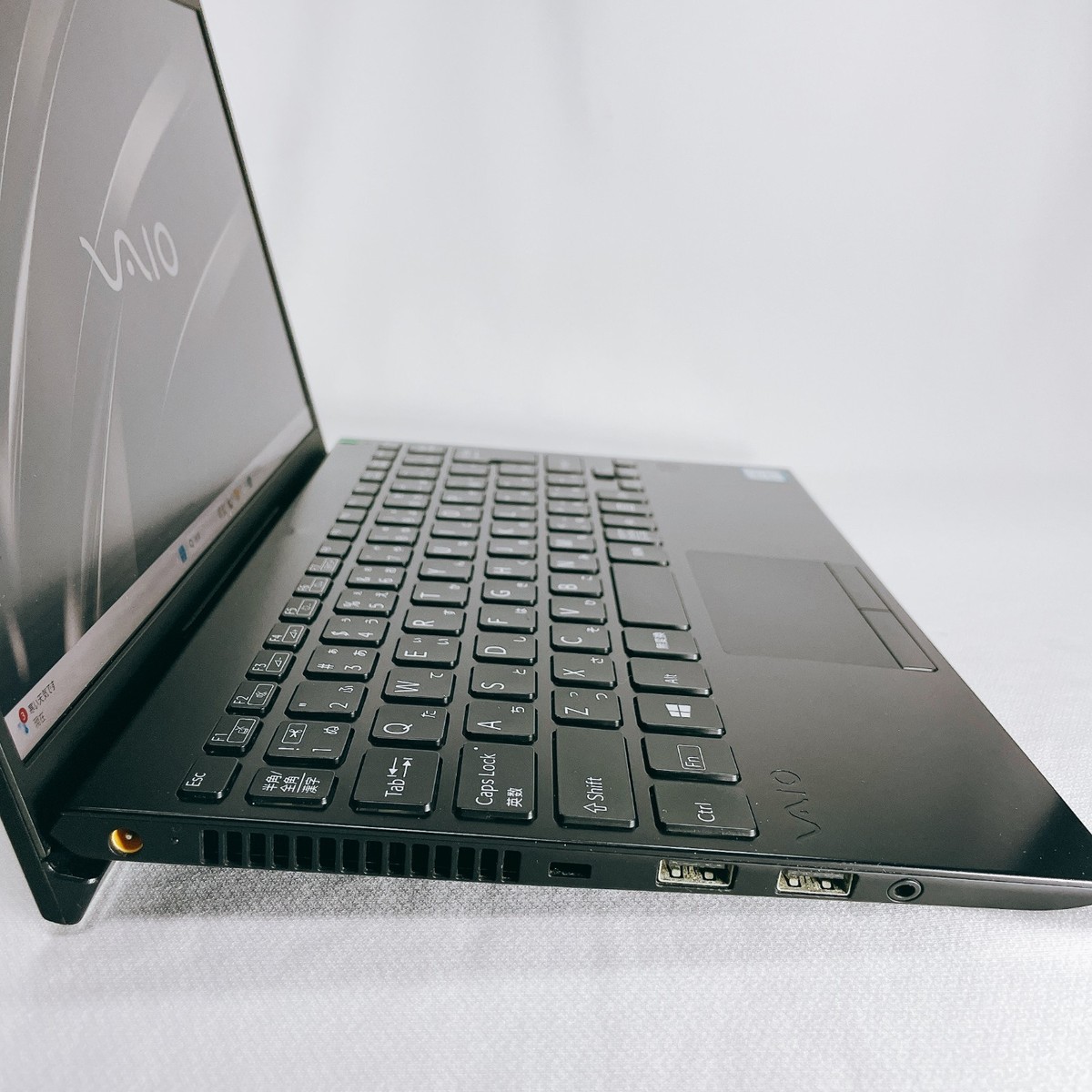 Sony Vaio VJPJ11C11N Core i5-8265U 8GB RAM 256GB SSD 12.5in