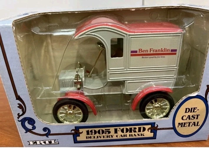 Ertl Ben Franklin Mejor Calidad 1905 Ford Delivery Car Bank Die-Cast Nuevo de Lote Antiguo Foto 2 de 4