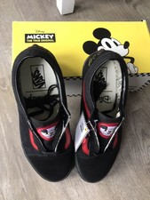VANS X Disney Mickey Mouse UltraRange 